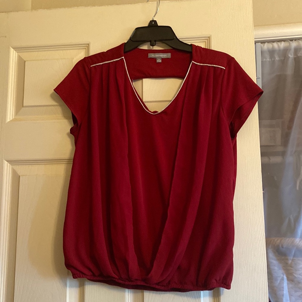 NY Collection burgundy colored blouse